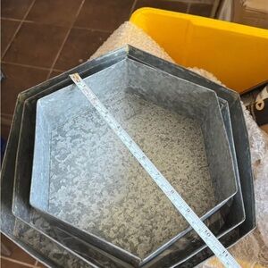 Hexagonal Metal Trays Set